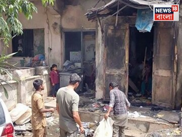মর্মান্তিক, গ্যাস সিলিন্ডার বিস্ফোরণে বাড়িতে ভয়াবহ আগুন! ঝলসে 'শেষ' দুই শিশু AI Image 