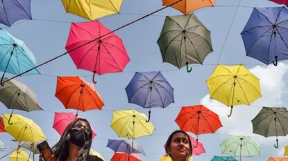 দক্ষিণবঙ্গে আরও বাড়বে গরম ! ৭ জেলায় তাপপ্রবাহের পরিস্থিতি দক্ষিণবঙ্গে আরও বাড়বে গরম ! ৭ জেলায় তাপপ্রবাহের পরিস্থিতি