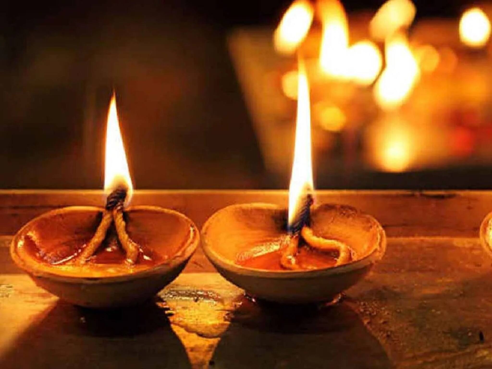 দীপাবলিতে 'ধন ধামাকা'! বৃহস্পতি গোচরে বাম্পার লটারি চার রাশির! কাদের জীবনে আসতে চলেছে তুমুল উন্নতি?