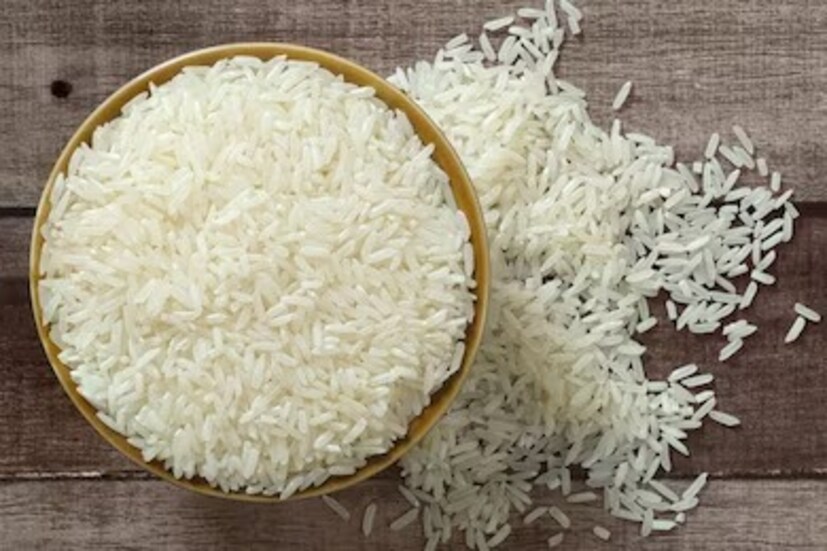 মানুষের সুস্বাস্থ্যের জন্য যেমন পটাশিয়াম, ক্যালসিয়াম, জিঙ্ক, সোডিয়ামের মতো খনিজ উপাদান প্রয়োজন, তেমনি গাছের বৃদ্ধির জন্য নাইট্রোজেন, ফসফরাস, পটাশিয়াম অত্যন্ত জরুরি। ভাত এই গুরুত্বপূর্ণ উপাদানগুলো সরবরাহ করতে পারে, যা গাছের পুষ্টি বৃদ্ধি করে।​