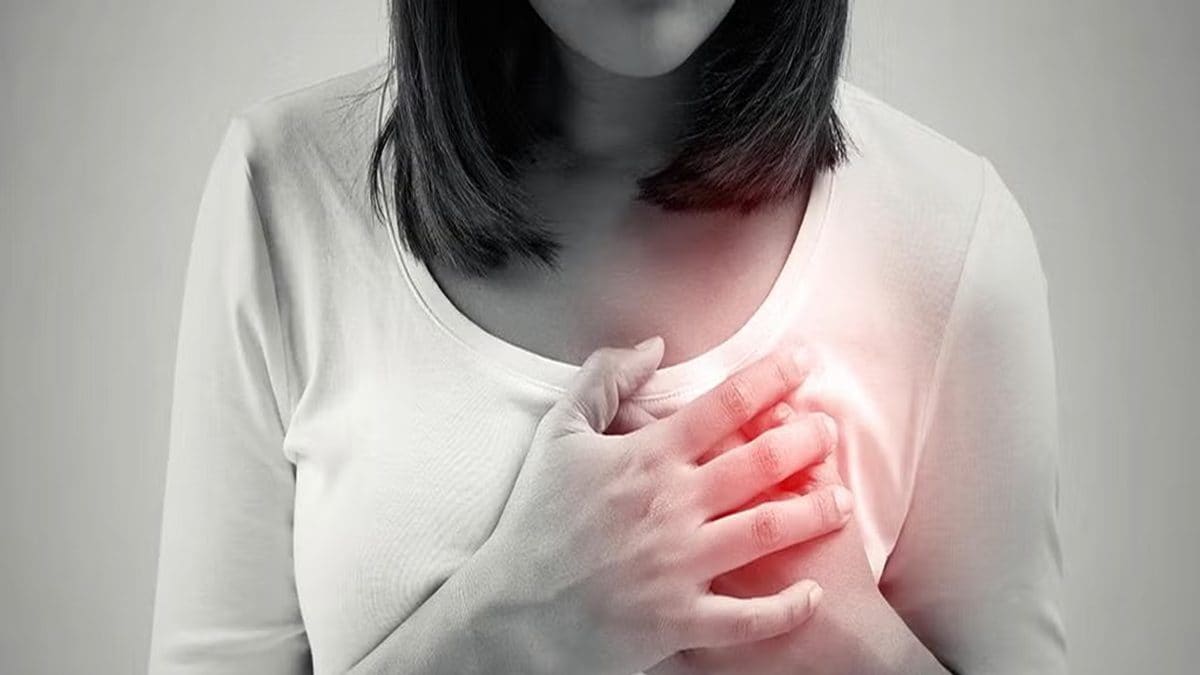 know about the heart attack signs do not ignore these 7 symptoms know details