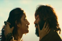 ডুয়ার্সের ওদলাবাড়িতে ঘুরে বেড়াচ্ছেন কার্তিক, সঙ্গে কোন মহিলা? দেখুন এক্সক্লুসিভ ছবি