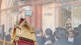 কী ঘটল হাইকোর্টে?