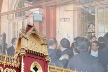 নজিরবিহীন ঘটনা, নিয়ম ভেঙে হাইকোর্টের রোষানলে ২১ আইনজীবী! জারি হল রুল