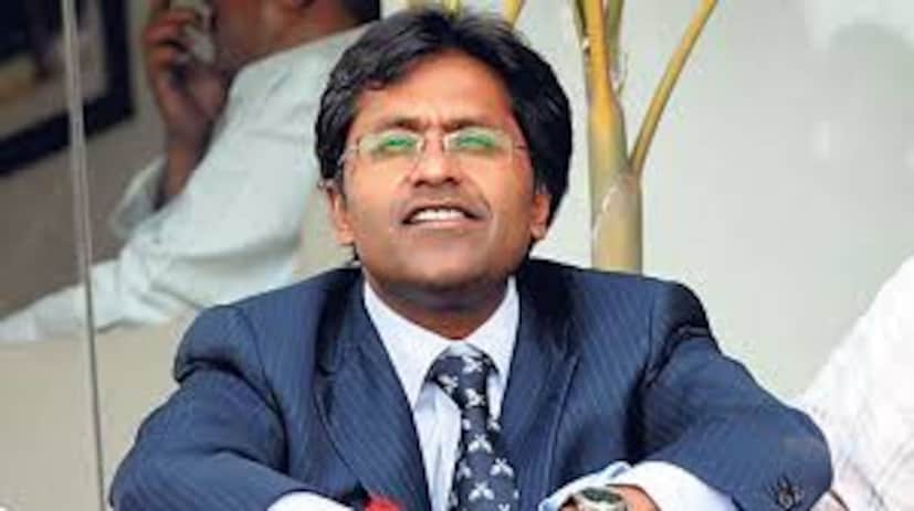 ললিত মোদি বুঝতে পারেন, লিগ চালু করতে হলে বোর্ডের অন্দরে পা দিতে হবে। প্রথমে হিমাচল ক্রিকেট অ্যাসোসিয়েশন এবং পরে পঞ্জাব ক্রিকেট অ্যাসোসিয়েশনে যোগ দেন। ২০০৫ সালে রাজস্থান ক্রিকেট অ্যাসোসিয়েশনের সভাপতি হন। ওই বছর বিসিসিআইয়ের নির্বাচনে সাহায্য করেন শরদ পাওয়ারকে। জগমোহন ডালমিয়াকে হারিয়ে বিসিসিআই সভাপতি হন শরদ পাওয়ার। ললিত বিসিসিআইয়ের সহ-সভাপতি। ২০০৭ সালে ফের ভারতে পেশাদার ক্রিকেট লিগ শুরু করার চেষ্টা করেন ললিত। ওই বছর জুলাইতে ইংল্যান্ডে গিয়ে আইএমজি ওয়ার্ল্ডের ভাইস প্রেসিডেন্ট অ্যান্ড্রু ওয়াইডব্লাডের সঙ্গে দেখা করেন। উইম্বলডনের ফাইনালের দিন আইপিএল নিয়ে প্রাথমিক আলোচনা হয়। 