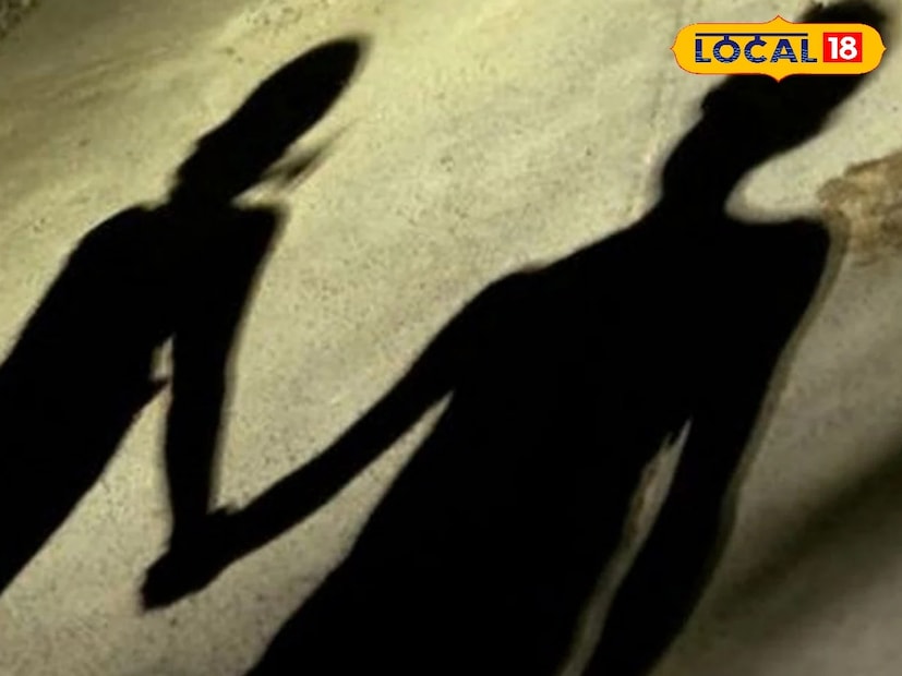 : তিন সন্তানের মাকে নিয়ে পালাল দুই সন্তানের বাবা। এই ঘটনায় ব্যাপক চাঞ্চল্যের সৃষ্টি হয়েছে মুর্শিদাবাদের সালার থানার কাগ্রাম এলাকায়। জানা গিয়েছে, সালার থানার কাগ্রামের বাসিন্দা এক গৃহবধূর সঙ্গে কাটোয়া থানার গাজীপুরের বাসিন্দার মধ্যে বেশ কিছুদিন ধরেই শুরু হয় প্রেমের সম্পর্ক। আর তার পরেই তিন সন্তানের মাকে নিয়ে পালিয়েছে দুই সন্তানের বাবা। Photo- Representative 