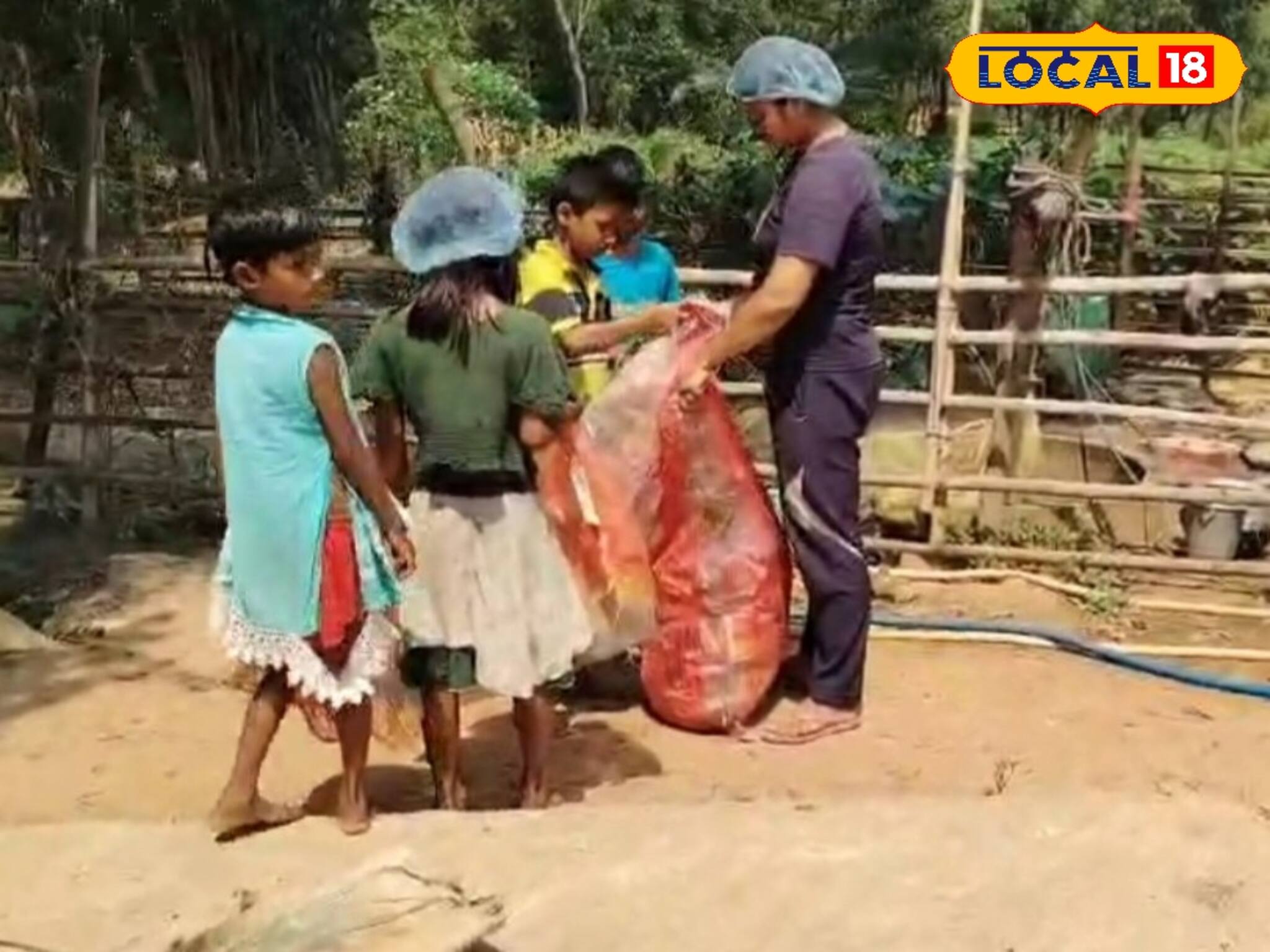 Jhargram News : এবার সুস্থ থাকবে জঙ্গলমহলের গ্রাম্য পরিবেশ! শুরু অভিনব উদ্যোগ 
