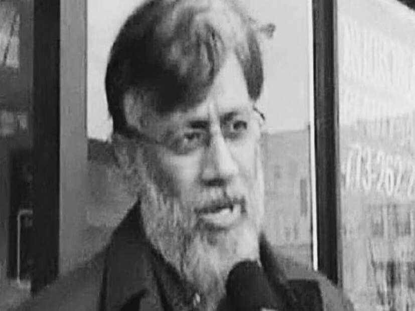 মু্ম্বই হামলা সফল করার জন্য রানা অর্থ জুগিয়েছিল কি? কোথা থেকে এবং কী ভাবে সেই অর্থ জোগাড় করেছিল? লস্কর-ই-তইবার হাফিজ সইদের সঙ্গে কবে এবং কী ভাবে দেখা করেছিল রানা? তাদের সম্পর্ক কেমন ছিল? সংগঠনে রানার ভূমিকা কী ছিল? সেখান থেকে পরিবর্তে তিনি কী পেত?