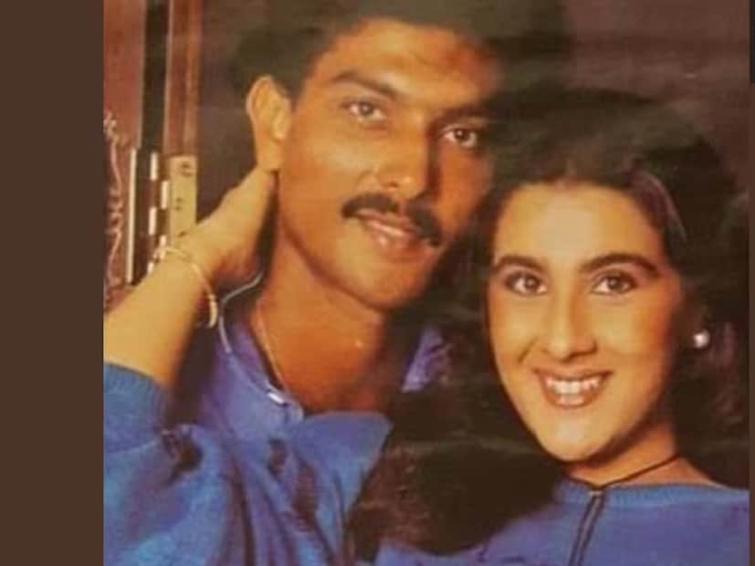 জানা গিয়েছিল, রবি শাস্ত্রী একটি শর্ত দিয়েছিলেন অমৃতাকে। তিনি নাকি অমৃতাকে বলেছিলেন, বিয়ের পর তাঁকে অভিনয় ছাড়তে হবে। সেই কথা মেনে নিতে পারেননি অমৃতা। তার পরই তিনি এই সম্পর্ক থেকে বেরিয়ে আসবেন বলে ঠিক করেন। রবি শাস্ত্রী ও অমৃতা সিংয়ের সম্পর্কের গুঞ্জন চলেছিল বহুদিন। তবে আত্মসম্মান বোধ থেকে শেষ পর্যন্ত শাস্ত্রীর সঙ্গে সম্পর্ক থেকে বেরিয়ে আসতে চান অমৃতা।