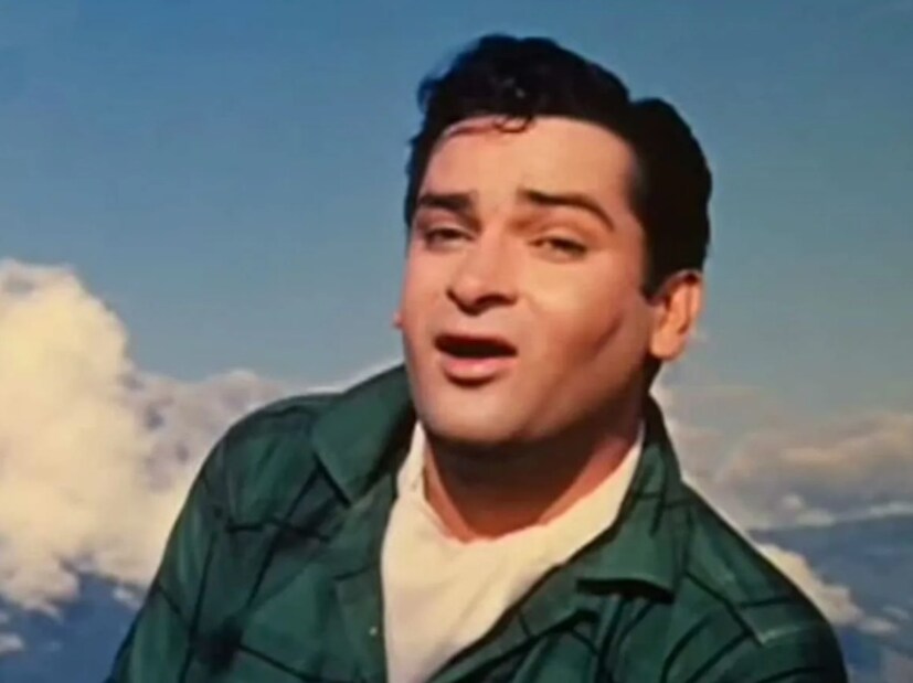 এই প্রতিবেদনে আরও দাবি করা হয়েছে যে শাম্মী কাপুর একবার মুধুবালার প্রতি তাঁর ভালোবাসা প্রকাশ করেছিলেন। কথিত আছে যে, মধুবালা যখন হেসে না জানালেন, তখন তিনি বাড়িতে গিয়ে তাঁর মায়ের সামনে কেঁদে ফেলেছিলেন৷ কিন্তু তার মাও তাকে সান্ত্বনা দিলেন। শাম্মী কাপুরের মা বলেছিলেন, 'তুমি কি তোমার জ্ঞানে আছো?' তুমি তাঁকে বিয়ে করতে পারবে না, কারণ তিনি একজন মুসলিম। অনেক সমস্যা দেখা দিতে পারে।"