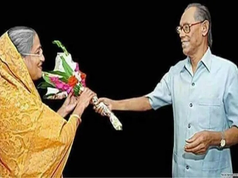 সেই সময় ভারতে চাকরিও করতেন তাঁর স্বামী এম এ ওয়াজেদ মিঞা। রাজনৈতিক পরিবারের জামাই হলেও, কোনওদিনই রাজনীতিতে সক্রিয় হতে দেখা যায়নি তাঁকে।