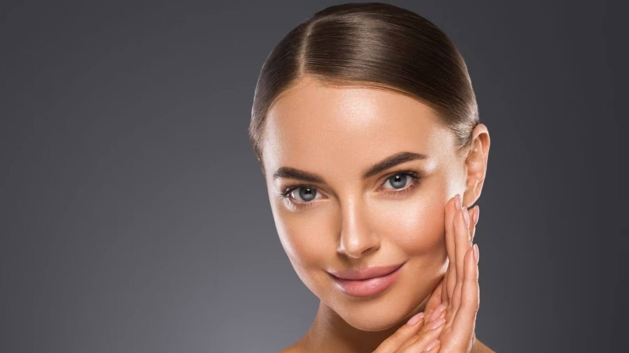 Korean Skin Care Tips: ত্বকে বয়সের ছাপ পড়ছে? দামি ক্রিম ছাড়ুন, এই পানীয় ব্যবহারেই ফিরে পাবেন যৌবন! ত্বক হবে কাচের মতো চকচকে! কীভাবে ব্যবহার?