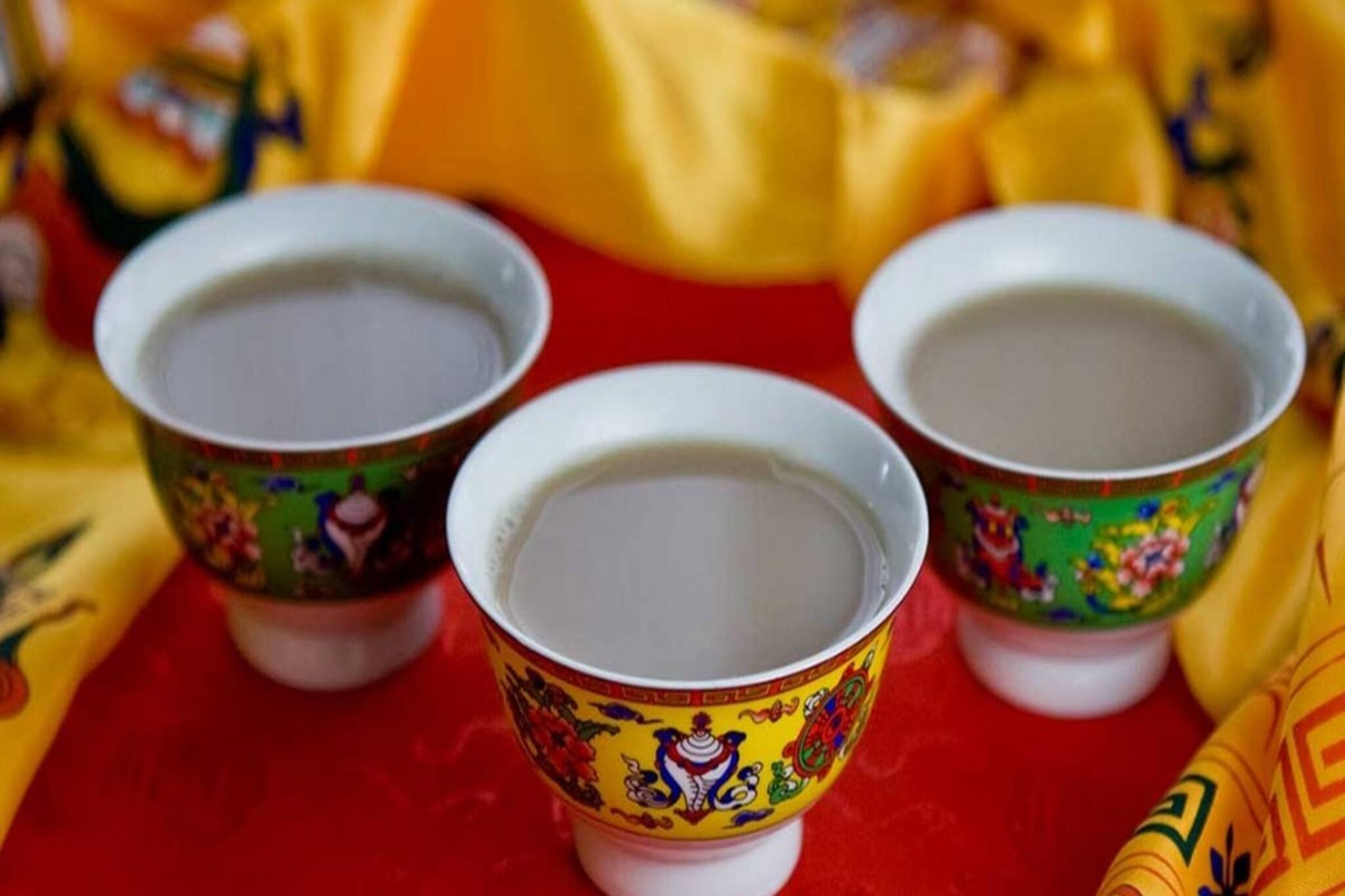 চায়ে চুমুক দিলে ঠোঁটে লেগে থাকবে মাখন! চা তো নয় যেন অমৃত, কোথায় পাবেন?