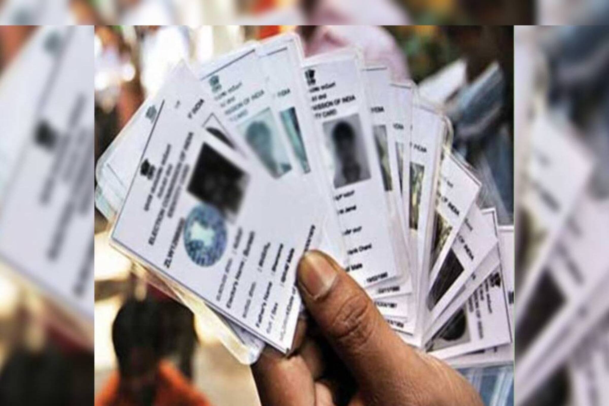 ভোটার তালিকা সংশোধনের কাজে গরমিল!  এবার নামখানা ব্লকের দুই সরকারি কর্মীর বিরুদ্ধে এফআইআর