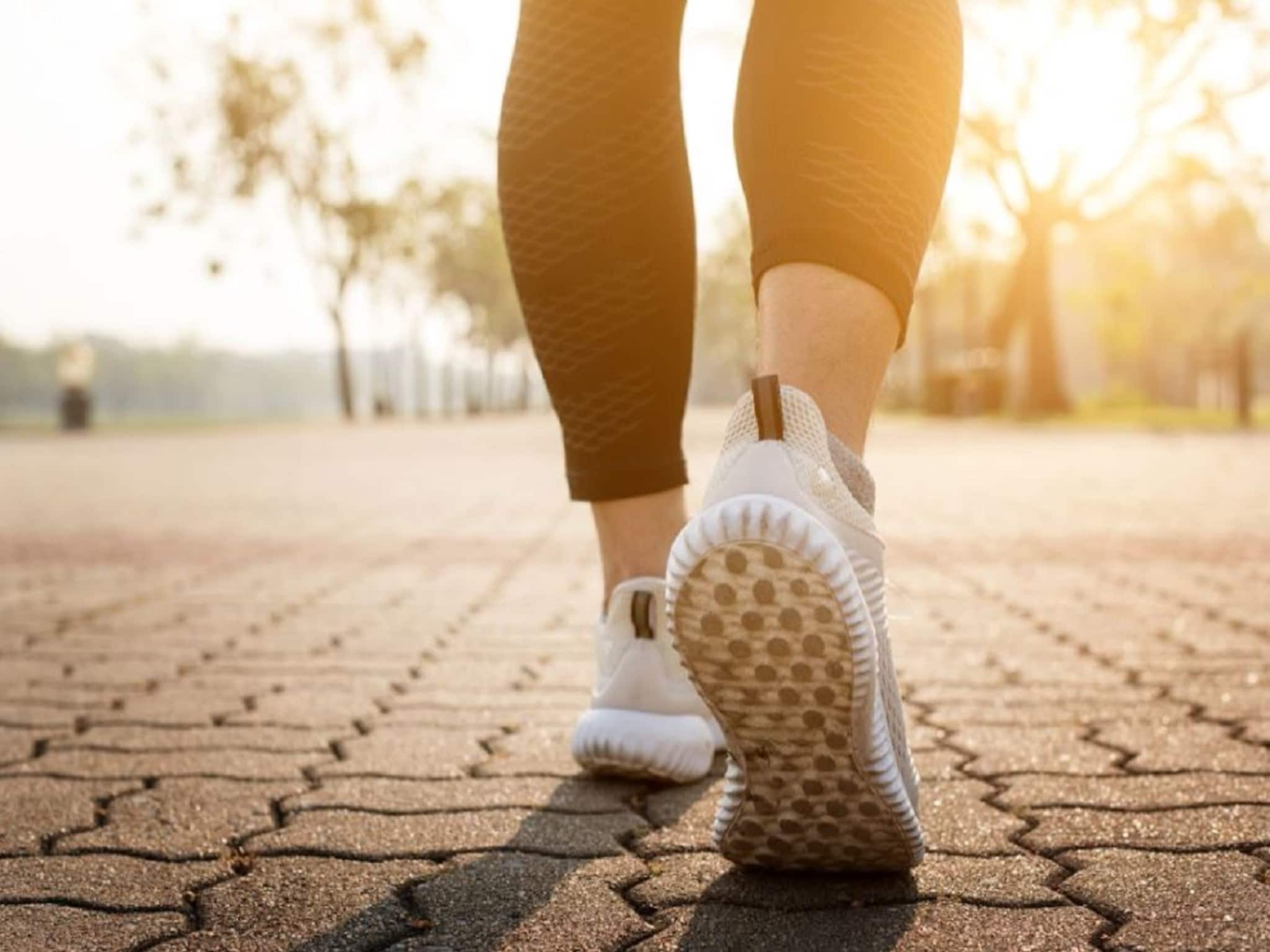 Healthy Living: রোজ ১০ হাজার পা হাঁটলে হার্ট অ্যাটাক, লিভারের সমস্যা, অ্যালঝাইমার্সের ঝুঁকি কমবে, নিদান চিকিৎসকের