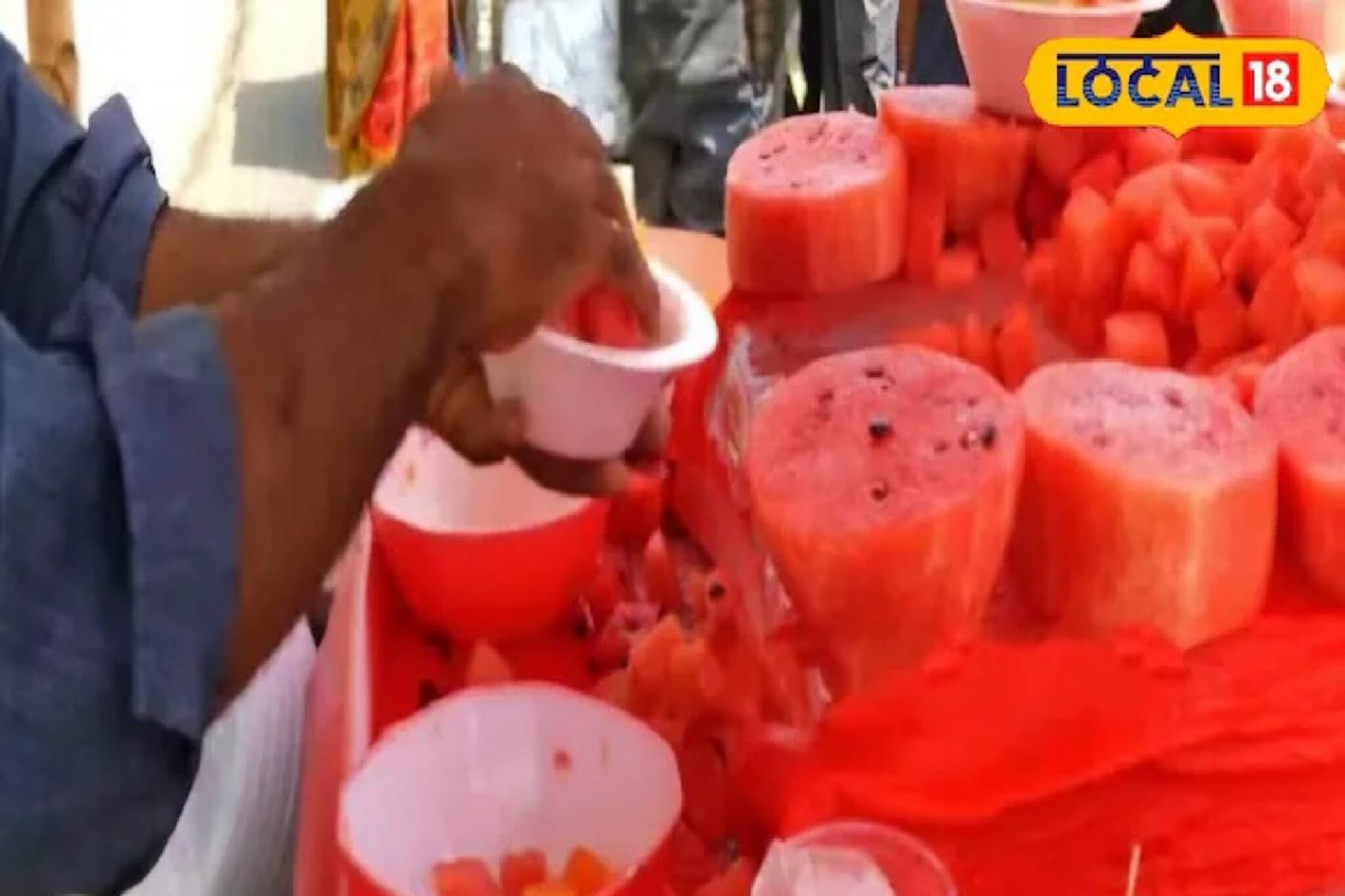 গরমে ফ্রিজে রাখা তরমুজ খাচ্ছেন! জানেন এতে কী হচ্ছে শরীরে? বিশেষজ্ঞ চিকিৎসকের মতামত জানুন