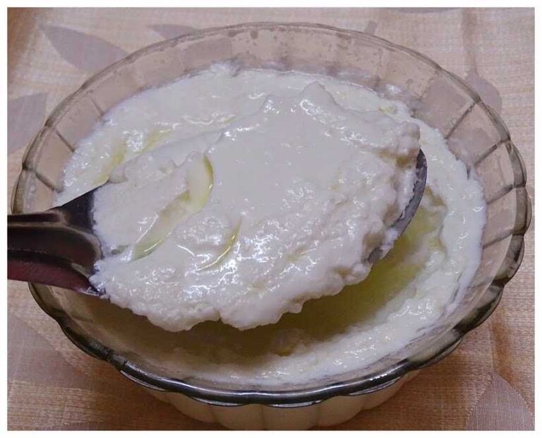 অতএব, আপনার দইয়ের সঙ্গে সামান্য জল মিশিয়ে খাওয়া উচিত, তবে এতে ভুলেও লবণ যোগ করবেন না।