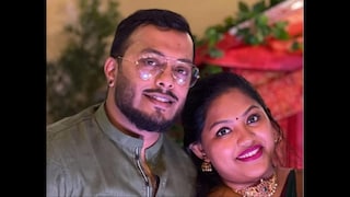 শোকে ডুবে রয়েছে গোটা পরিবার। শোকে ডুবে রয়েছে গোটা পরিবার।