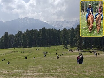 কাশ্মীর হামলার প্রত্যক্ষদর্শী। কাশ্মীর হামলার প্রত্যক্ষদর্শী।