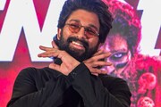 চাই আরও টাকা-আরও নাম!পুষ্পা২ র বিরাট সাফল্যের জ্যোতিষীর কথায় নাম বদলাচ্ছেন অল্লু অর্জুন?