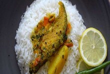 দিনের বেলায় এক টুকরো মাছ না পেলে মুখে ভাত ওঠে না, কিন্তু রাতে মাছ কি উচিত
