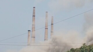 
বিশেষ প্রযুক্তির সাহায্যে বিস্ফোরণ...ভাঙা হল কোলাঘাট তাপ বিদ্যুৎ কেন্দ্রের ২ টি বিকল চিমনি!