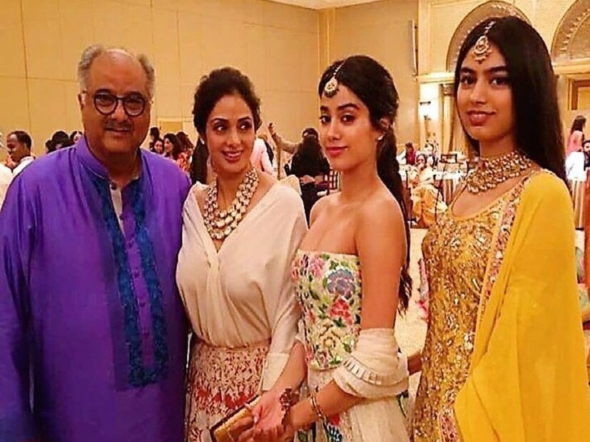 সম্প্রতি শ্রীদেবীর মৃত্যু নিয়ে মুখ খুললেন স্বামী বনি কাপুর। তিনি জানান, শেষের দিকে নাকি প্রায়ই অসুস্থ হয়ে পড়তেন শ্রী। 