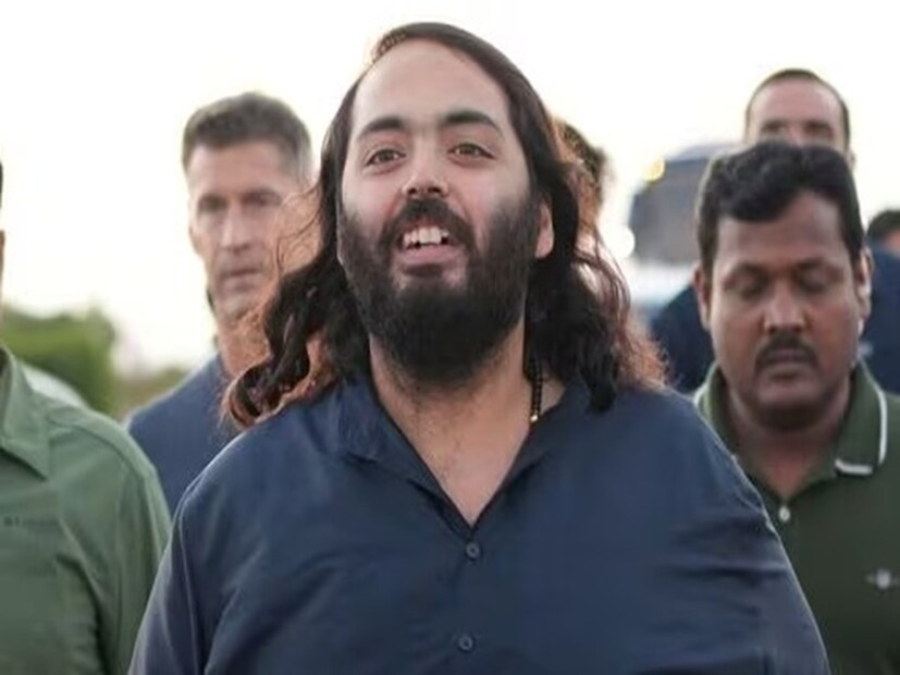 প্রতিদিন প্রায় ৬ থেকে ৭ ঘণ্টা পায়ে হেঁটে ২০ কিলোমিটার পথ অতিক্রম করছেন। আশা করা হচ্ছে, আগামী ৮ এপ্রিল, তাঁর ৩০তম জন্মদিনের আগের দিন, তিনি মন্দিরে পৌঁছবেন।