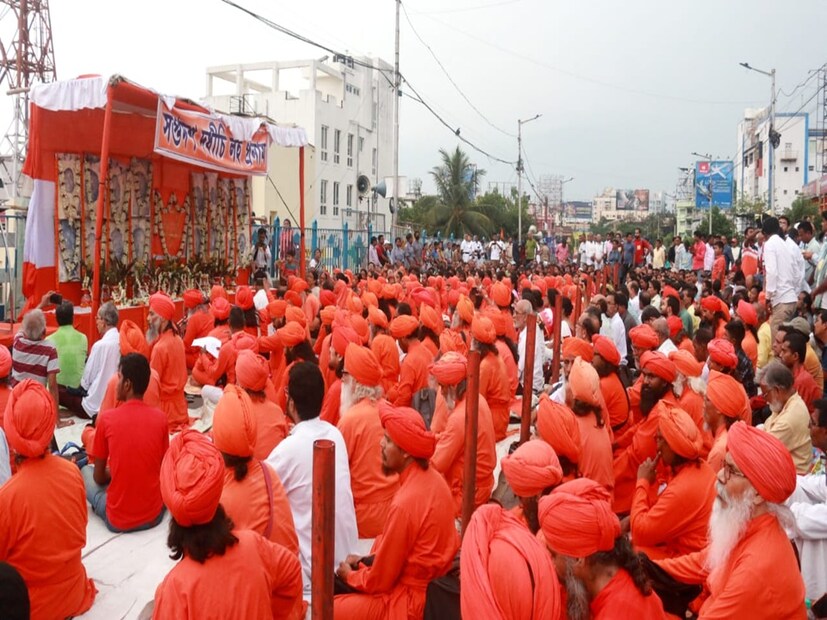 আনন্দমার্গী হত্যার তদন্তের জন্য ২০১৩ সালে বিচারপতি অমিতাভ লালার অধীনে কমিটি গঠন করে মমতা বন্দ্যোপাধ্যায়ের সরকার৷ সেই কমিটি জিজ্ঞাসাবাদের জন্য ডেকে পাঠানো হয়েছিল কান্তি গঙ্গোপাধ্যায়কে৷ জেরার জন্য তাঁকে ডেকে পাঠানোর এক্তিয়ার প্রসঙ্গে কমিশনের বৈধতা নিয়ে প্রশ্ন তুলেছিলেন কান্তি গঙ্গোপাধ্যায়৷ তাঁর দাবি, ঘটনার সময় বিচারপতি এস সি দেবের নেতৃত্বে একটি কমিশন তৈরি হয়েছিল৷ 