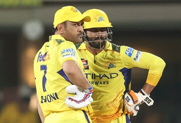MS Dhoni: ধোনির উপর আস্থা হারাল সিএসকে! নতুন উইকেটকিপার দলে নিয়ে নিল চেন্নাই