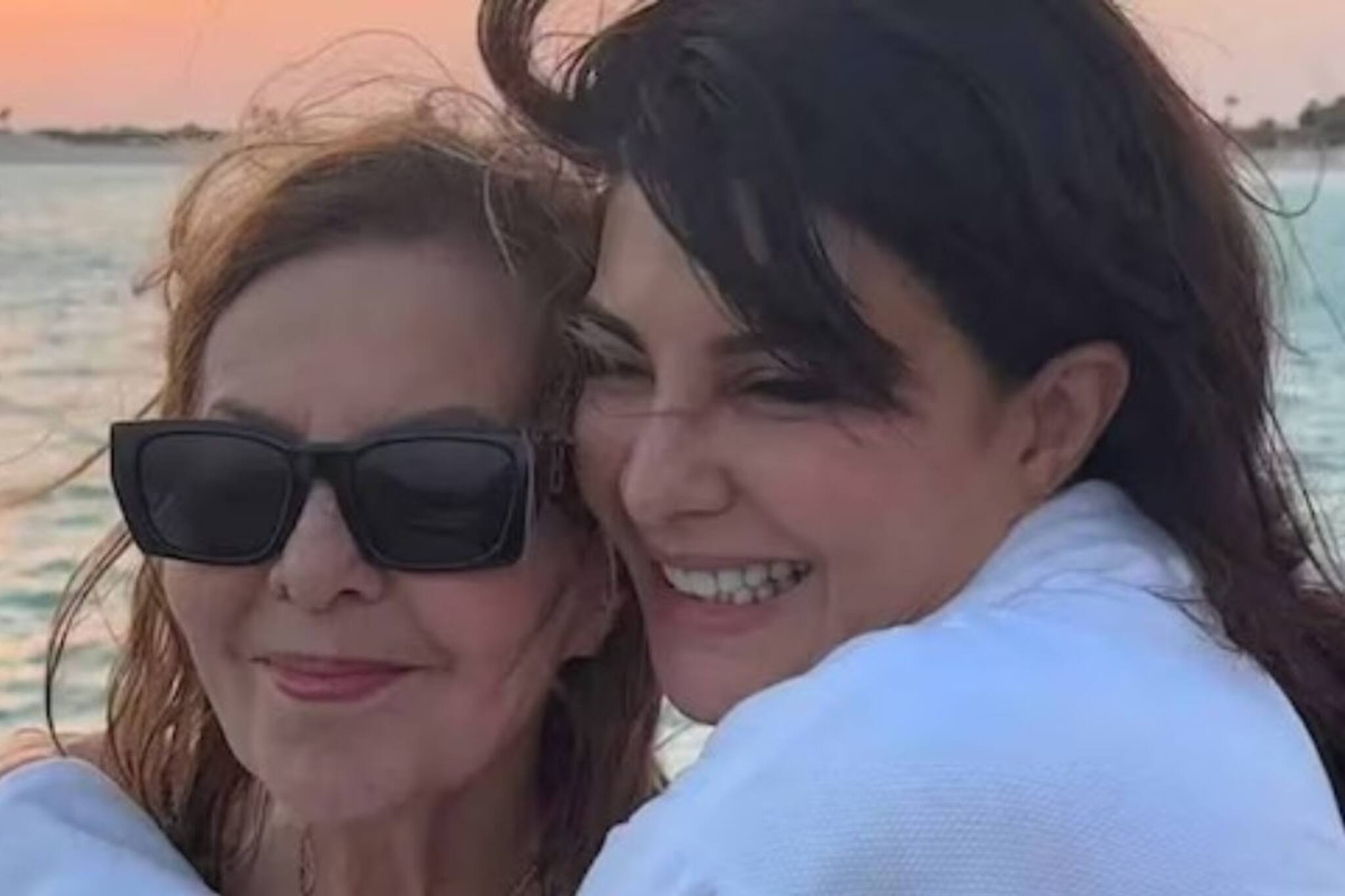 সব শেষ...! মাতৃহারা হলেন জ্যাকলিন, চিরদিনের মতো মা-কে হারিয়ে শোকে পাথর বলি নায়িকা