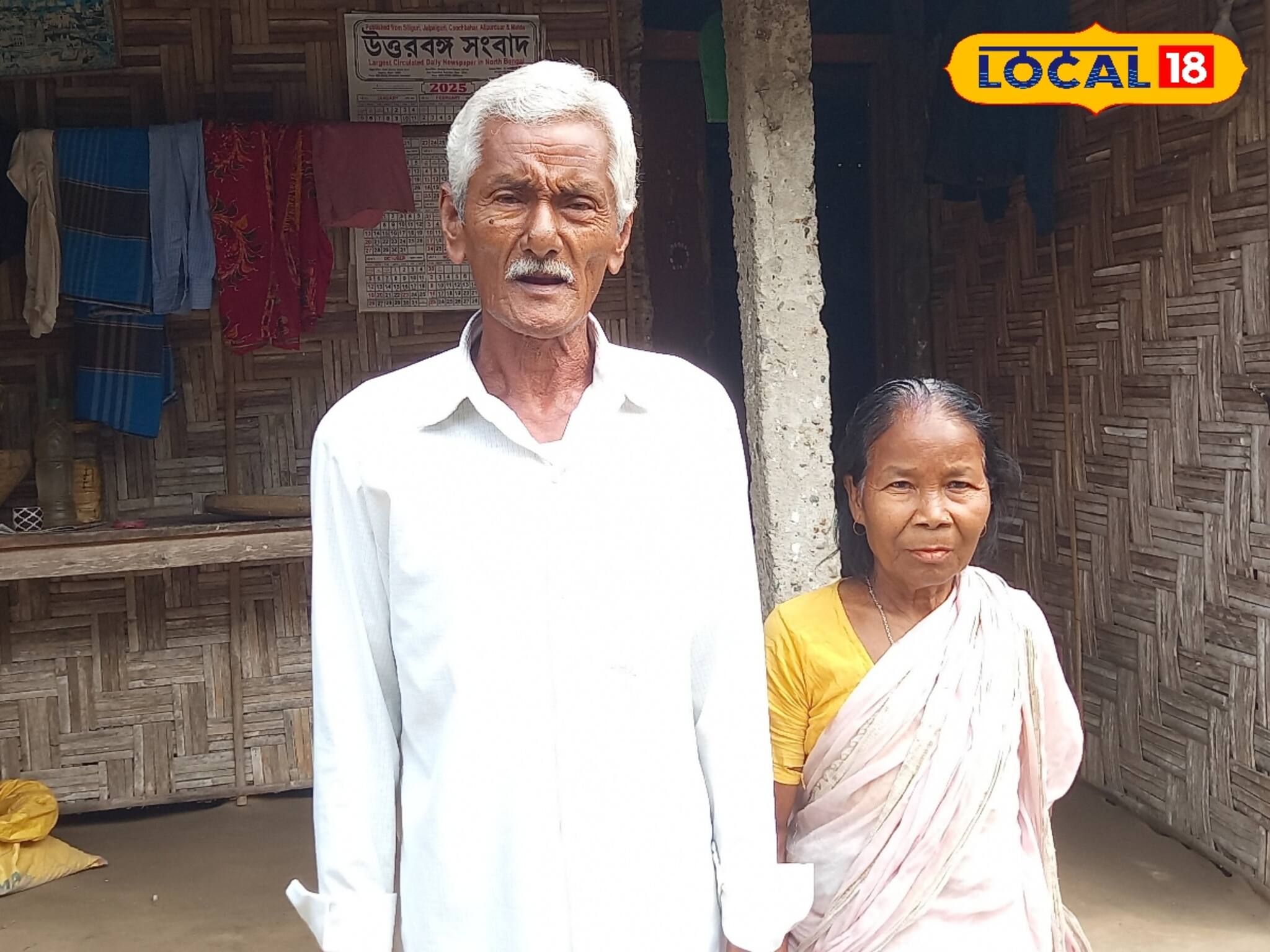 নেননি আবাসের ঘর, ভাঙা ঘরেই সামলান গ্রামের কাজ! এই পঞ্চায়েত সদস্য অনন্য