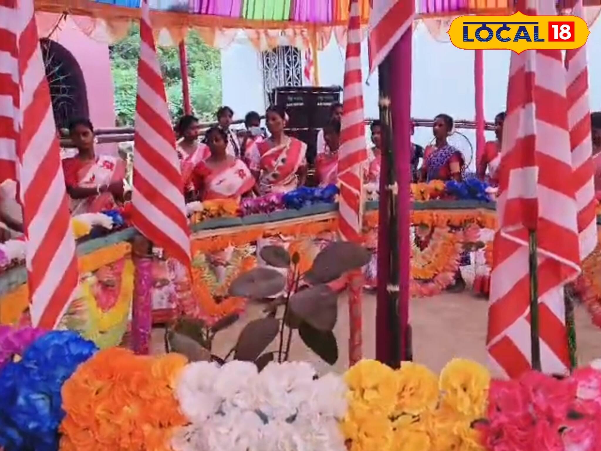 সবুজের মাঝে প্রকৃতির পুজো, শালপলাশের মরশুমে পালিত হল সারহুল পার্বণ