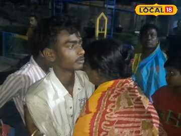 ফিরলেন