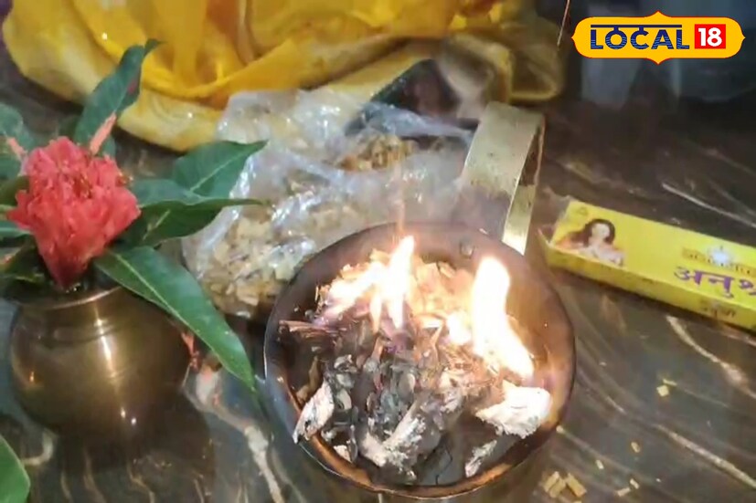 খরনা পুজো নিয়ে সুনিতা শা নামের এক ব্রতী জানান, 