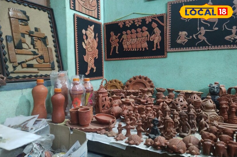 বাঁকুড়ার হাতি ঘোড়া। নাম তার জগৎ জোড়া। বাঁকুড়া জেলার হাতি ঘোড়ার ঐতিহ্য ধরে রাখার নেপথ্যে এই গ্রামের ভূমিকা অপরিসীম। তিনটি পাড়ায় বিভক্ত এই মৃৎশিল্পী পরিবার গুলি। মূল জীবিকা পোড়া মাটির শিল্প দ্রব্য তৈরি করা।