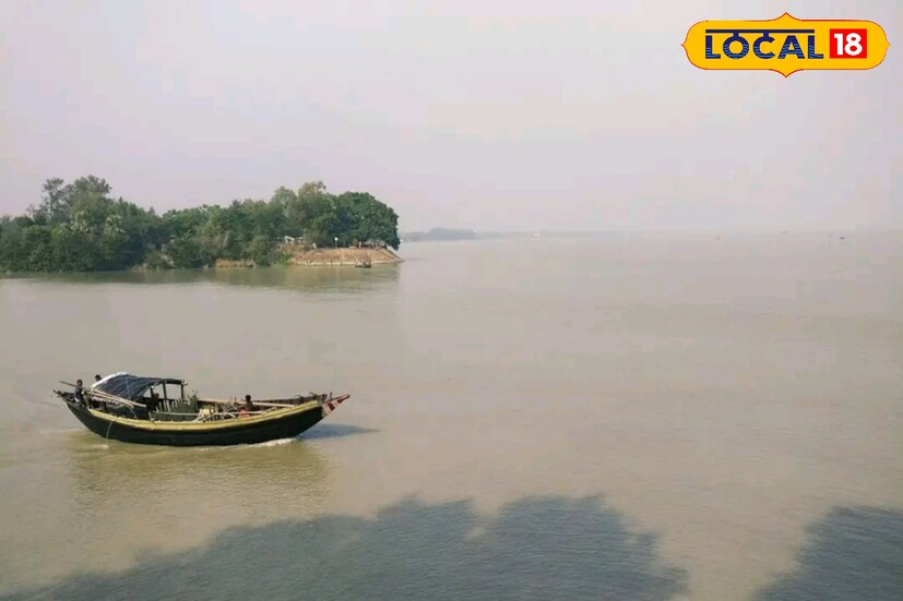 *বুড়ুল থেকে লঞ্চ ধরে ওপারে গড়চুমুকে পৌঁছে যেতে পারবেন আপনি। সেই জায়গাটিও খুব সুন্দর জায়গা। তবে বুড়ুলে সূর্যাস্ত দেখার মজাই আলাদা। 