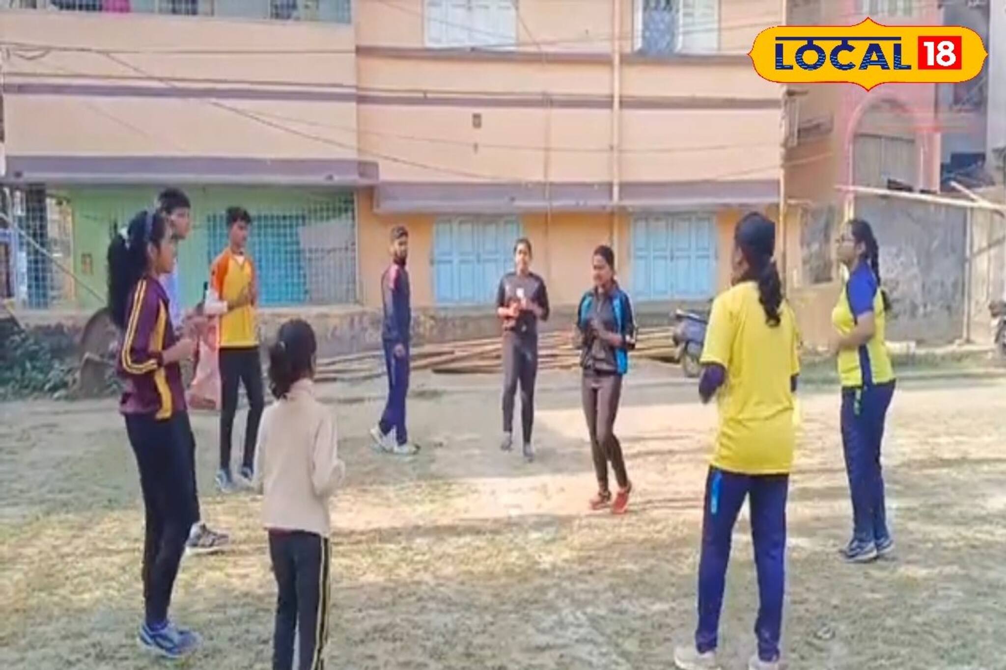 জীবন তাঁর স্বপ্নকে মেলতে দেয়নি,এখন খুদেদের তৈরি করছেন নতুন ওড়ার জন্য,দেন ফ্রিতে ট্রেনিং