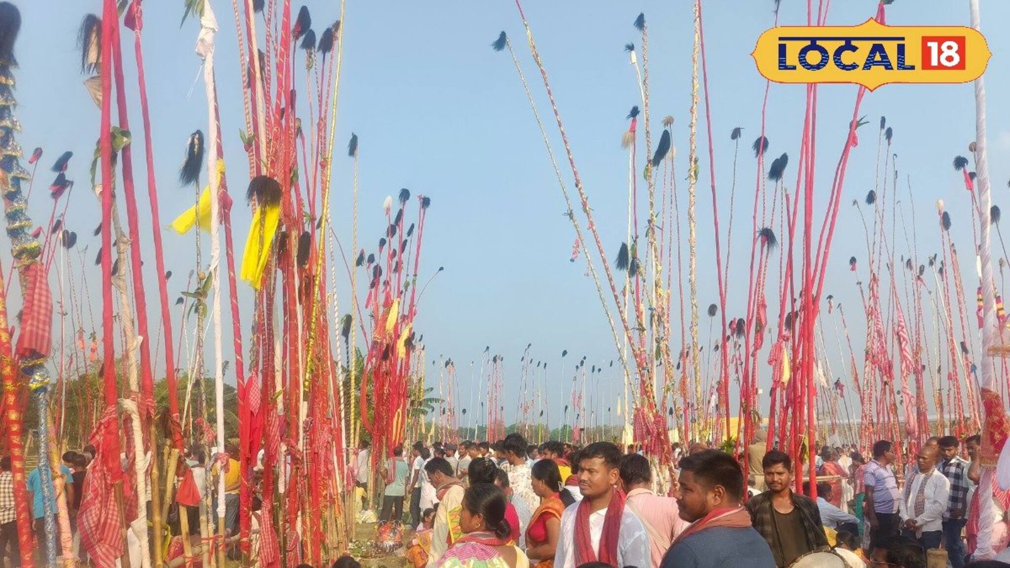 Traditional Puja: চলে ঐতিহ্যবাহী বাঁশখেলা, চৈত্রের শেষবেলায় আজও প্রাচীন এই পুজোর আসর ঘিরে অগণিত ভক্ত সমাগম