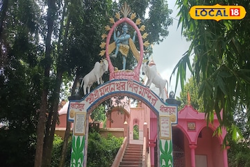 বীরভূমের এই মন্দিরে উপচে পড়ে ভক্তদের ভিড় বীরভূমের এই মন্দিরে উপচে পড়ে ভক্তদের ভিড়