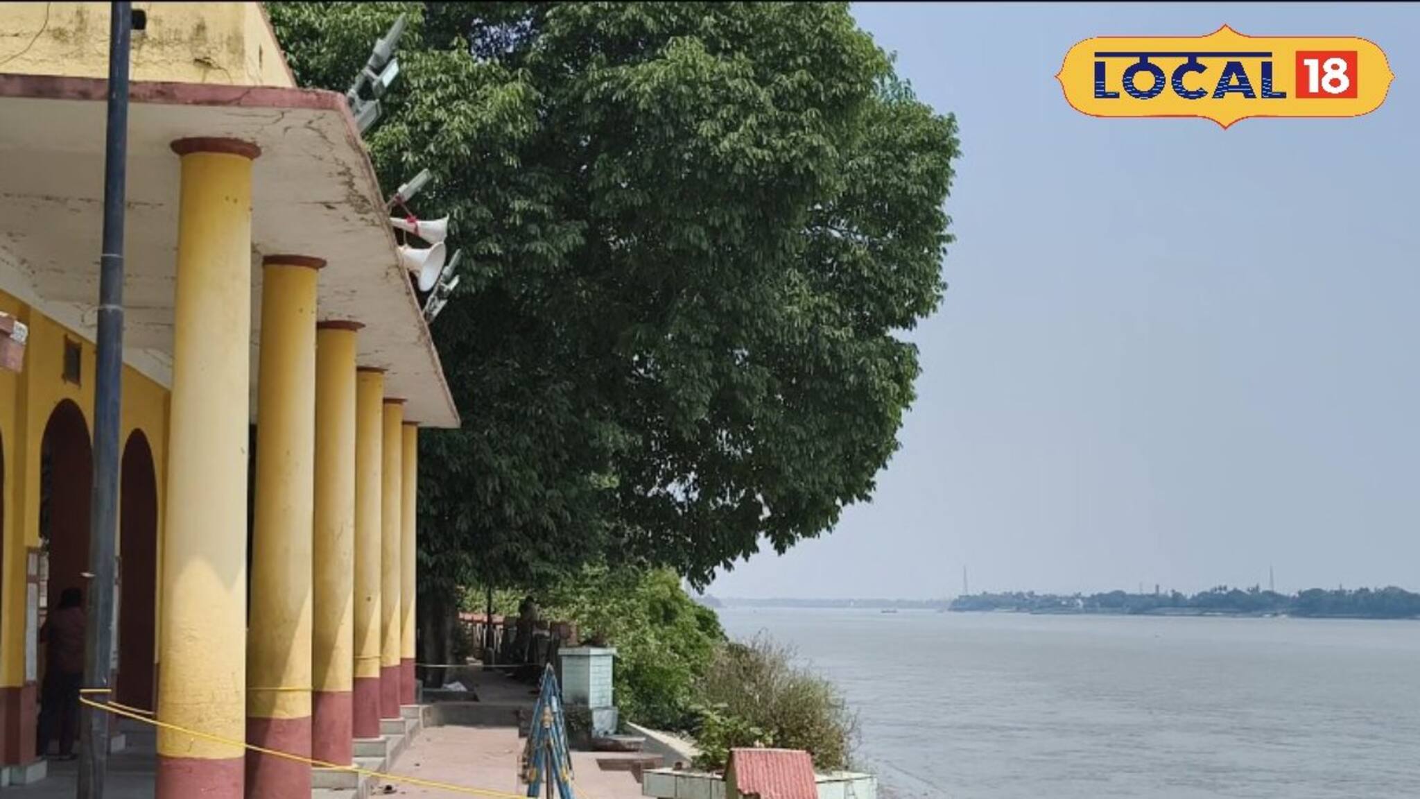 জলের নিচে 'গহ্বর'! এ যেন এক অদৃশ্য মৃত্যু ফাঁদ কোন্নগরের বারমন্দির ঘাটে