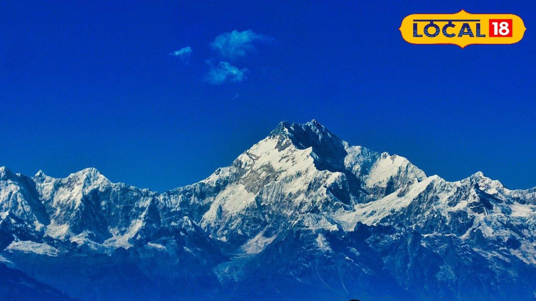 সান্দাকফু গেলেই কাঞ্চনজঙ্ঘা! এপ্রিল মাসেই গেলে কী কী বাড়তি সুবিধা? জানলে অবাক হবেন