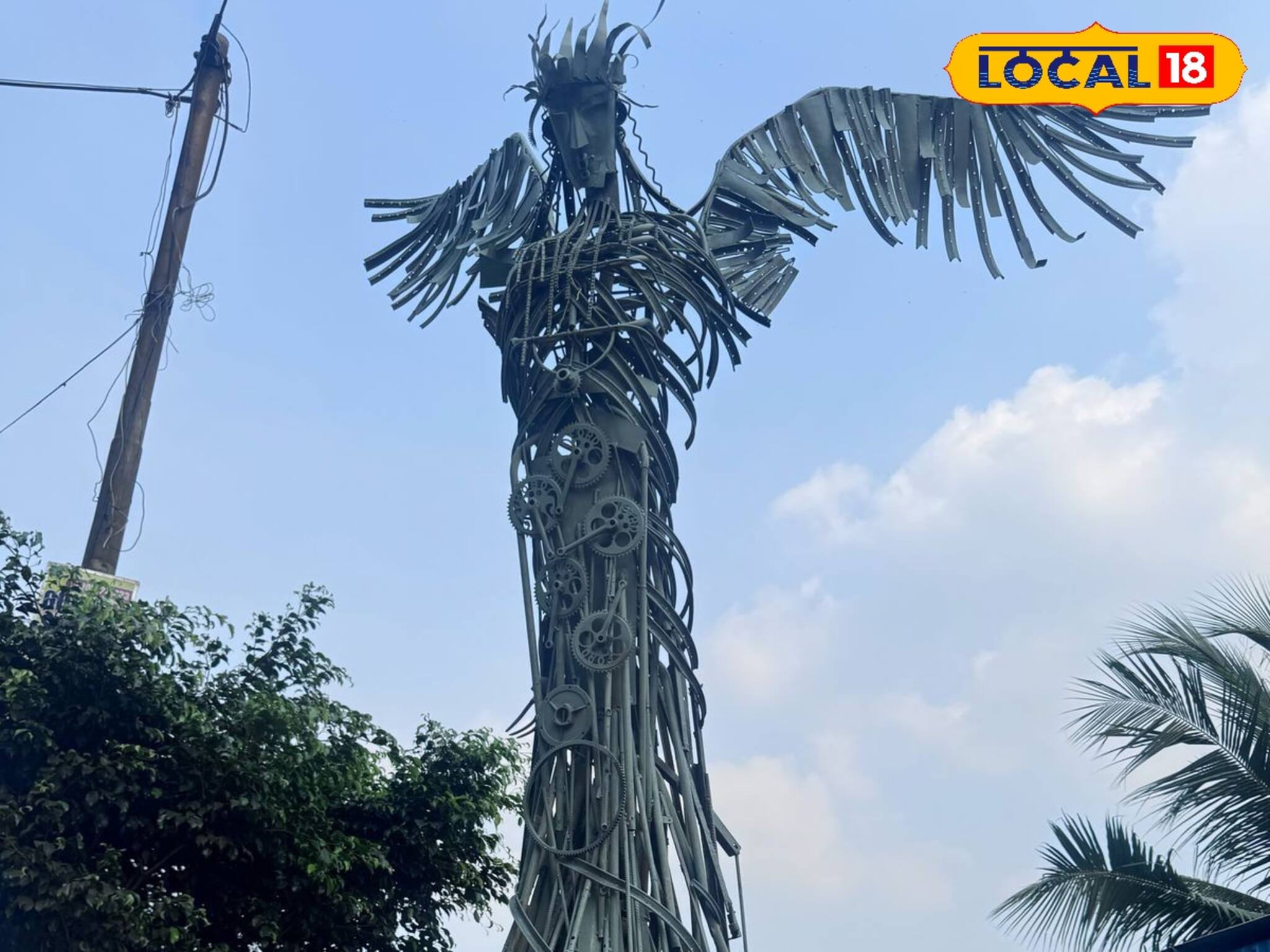 বাড়ির পুরাতন জিনিসপত্র আর ফেলে দেওয়া যাবে না, এই ভাস্কর্য দেখলে আপনিও জুগিয়ে রাখবেন