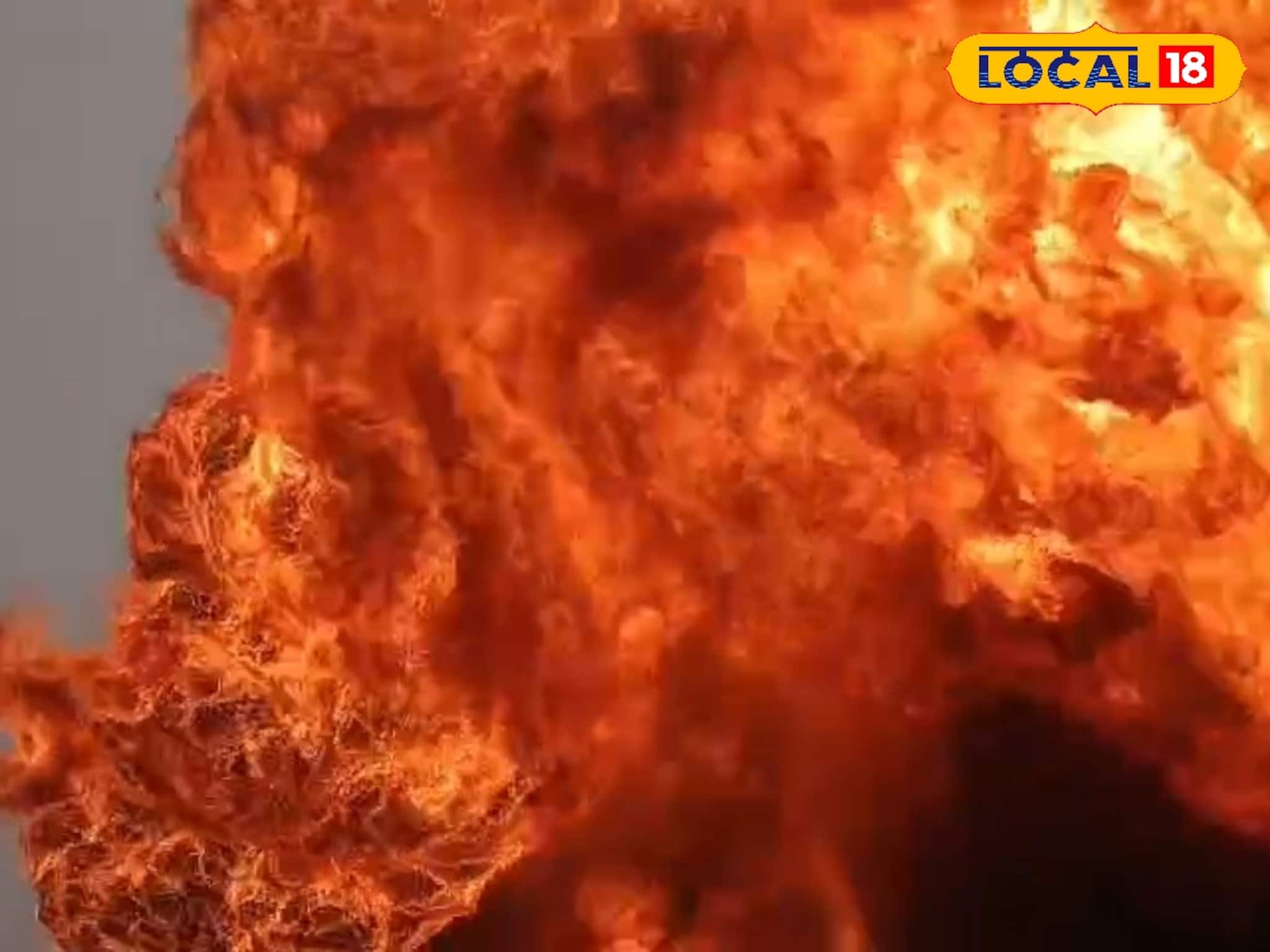 এমন আগুন খুব কমই দেখা যায়! পরপর বিস্ফোরণ, ডোমজুড়ে কেন এত দ্রুত ছড়াল বিধ্বংসী আগুন?