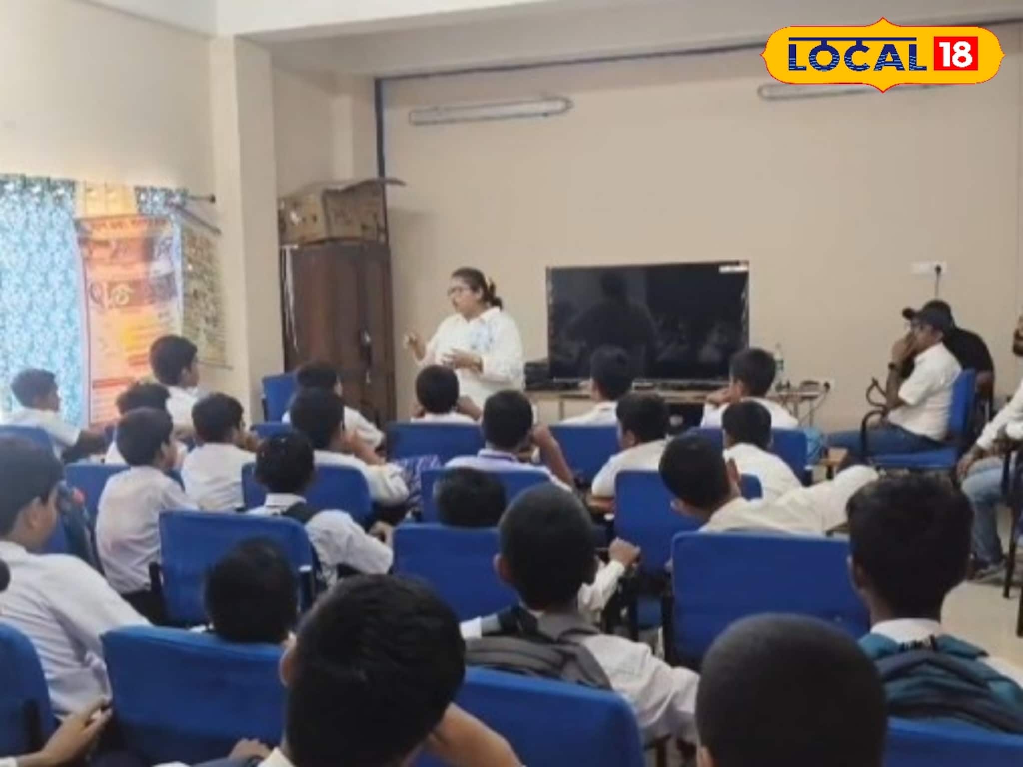 হঠাত্‍ সাপের মুখোমুখি! ফণা উঁচিয়ে রয়েছে বিষধর, কী করা উচিত এমন পরিস্থিতিতে?