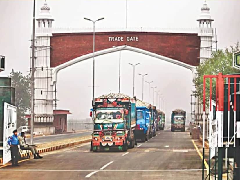 দেশ স্বাধীন হওয়ার একদিন আগে নতুন দেশ পাকিস্তানের জন্ম হয়েছিল। এর পর থেকে প্রতিবেশী দেশের সঙ্গে ভারতের সম্পর্ক আর ভাল হয়নি কখনও।তবে একটা সময় দুই দেশের মধ্যে বাণিজ্যিক সম্পর্ক অটুট ছিল। দেশ স্বাধীন হওয়ার একদিন আগে নতুন দেশ পাকিস্তানের জন্ম হয়েছিল। এর পর থেকে প্রতিবেশী দেশের সঙ্গে ভারতের সম্পর্ক আর ভাল হয়নি কখনও।তবে একটা সময় দুই দেশের মধ্যে বাণিজ্যিক সম্পর্ক অটুট ছিল।