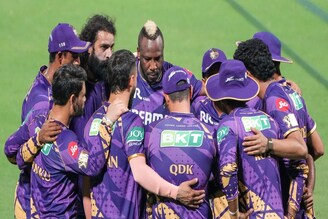 কেকেআর ছেড়ে দেবে দলের এক নম্বর তারকাকে! IPL-এর ছোট নিলামের আগে বড় খবর