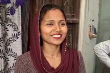 পঞ্চায়েত প্রধানের স্বামী রাতারাতি কোটিপতি! ৩ কোটি টাকা ব্যাঙ্কে, সঙ্গে মাহিন্দ্রা থার