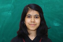 NEET পরীক্ষায় ৭২০-র মধ্যে ৭০৫ পেয়ে দৃষ্টান্ত স্থাপন ! ভাল নম্বর পাওয়ার গোপন রহস্যও জানালেন