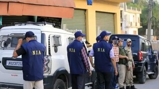 কেন্দ্রীয় নিরাপত্তা সংস্থাগুলি পাকিস্তান সংক্রান্ত গুপ্তচর ও তথ্য সরবরাহকারীদের বিরুদ্ধে দেশব্যাপী তৎপরতা চালাচ্ছে। বিশেষ করে ২২ এপ্রিল জম্মু ও কাশ্মীরের পহেলগাঁও-এ সন্ত্রাসবাদী হামলায় ২৬ জন পর্যটকের প্রাণহানি ঘটে, সেই ঘটনার পর থেকে অভিযান আরও জোরদার হয়েছে।
